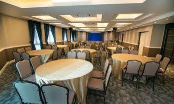 Hotel Indra 2*